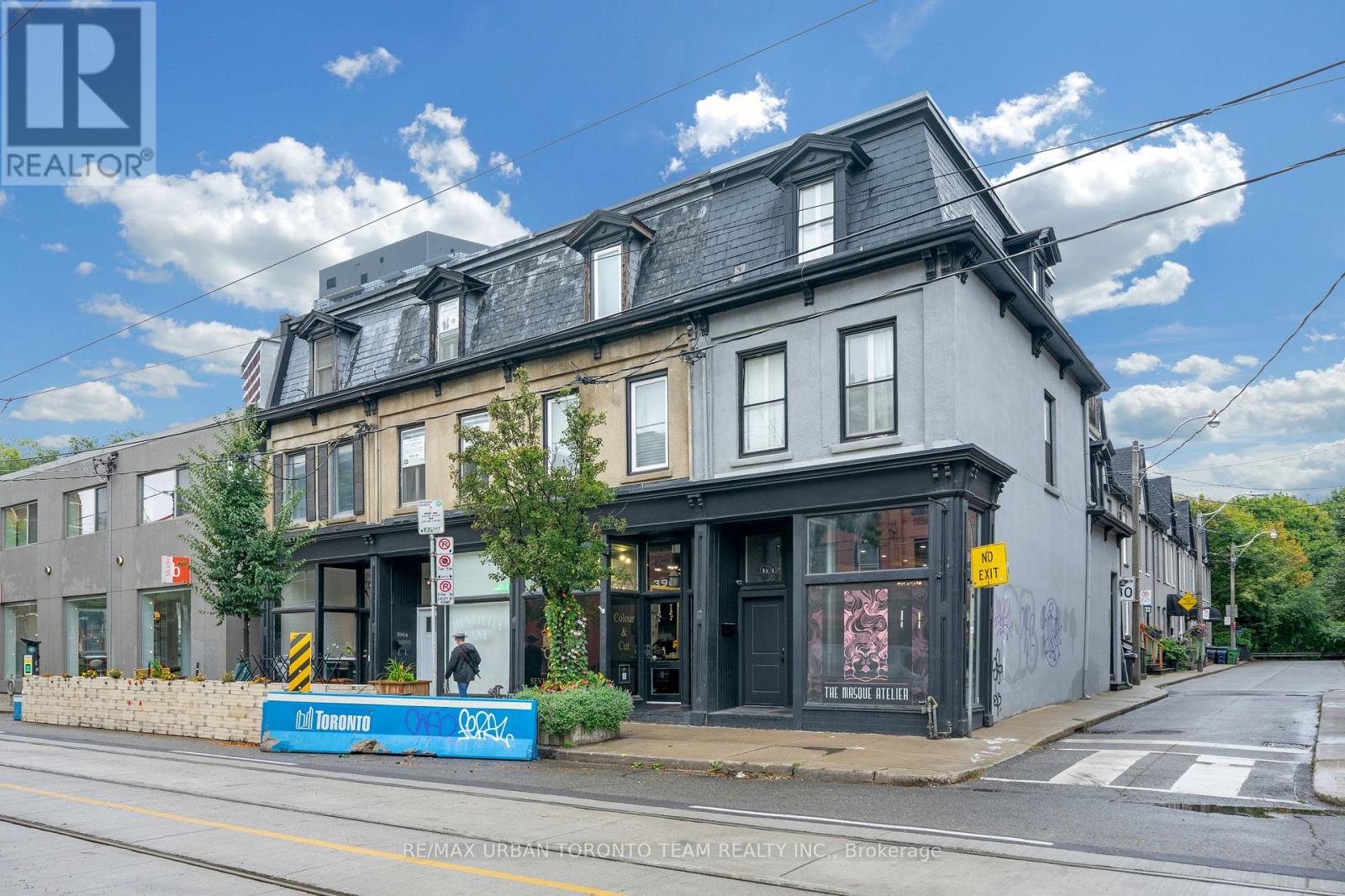 398 King Street E, Toronto, Ontario  M5A 1K9 - Photo 1 - C13657738