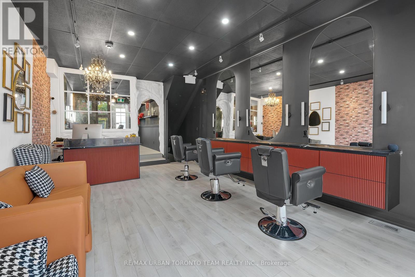 398 King Street E, Toronto, Ontario  M5A 1K9 - Photo 5 - C13657738