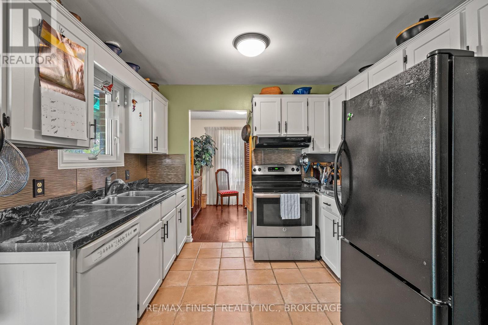 105 Grenadier Drive, Kingston, Ontario  K7K 6E7 - Photo 8 - X13657506