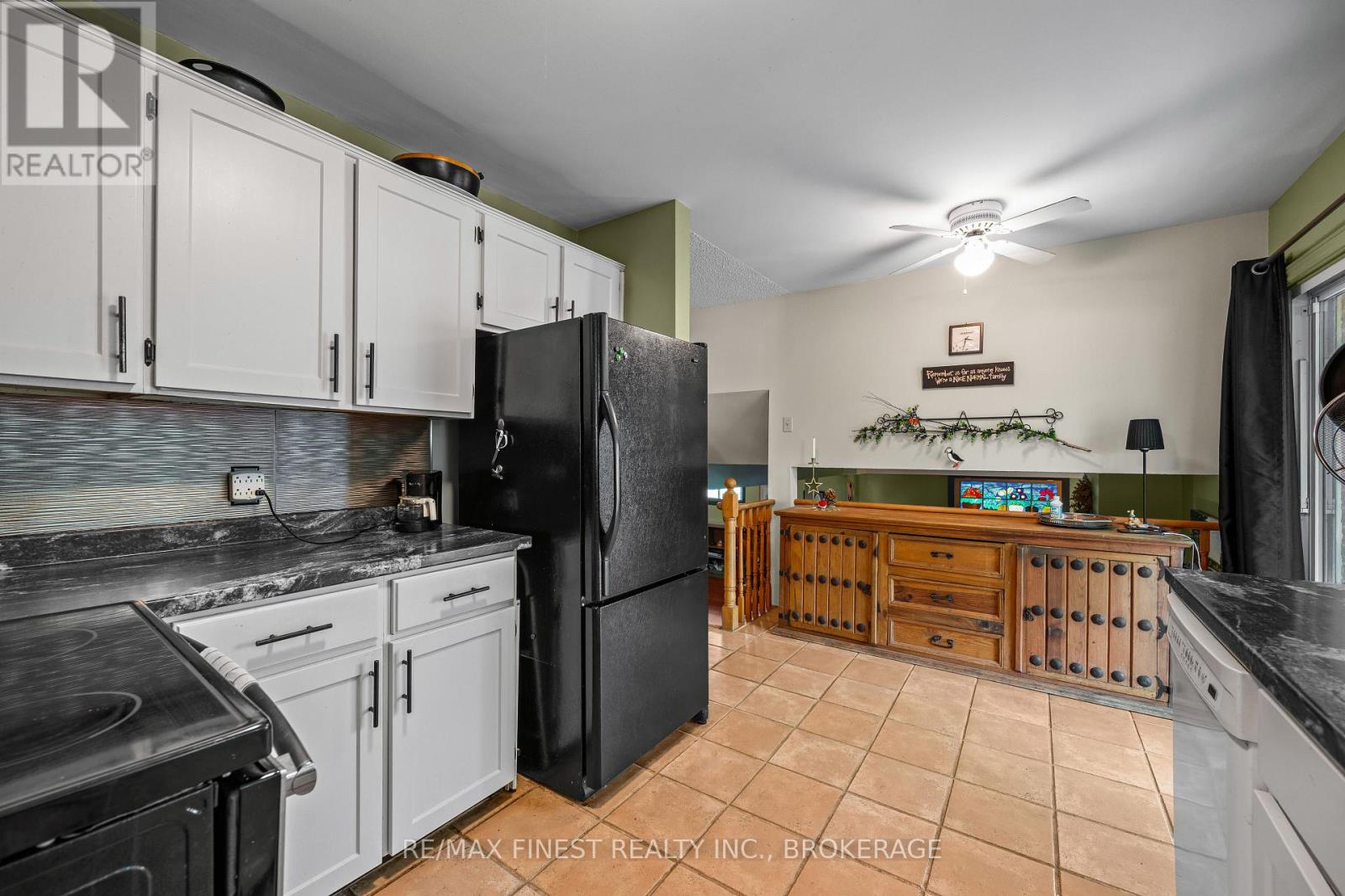 105 Grenadier Drive, Kingston, Ontario  K7K 6E7 - Photo 9 - X13657506