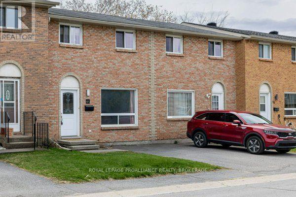 53 - 44 Rosemund Crescent, Kingston, Ontario  K7M 6Z4 - Photo 1 - X13657524