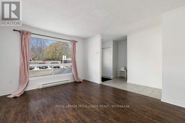 53 - 44 Rosemund Crescent, Kingston, Ontario  K7M 6Z4 - Photo 3 - X13657524