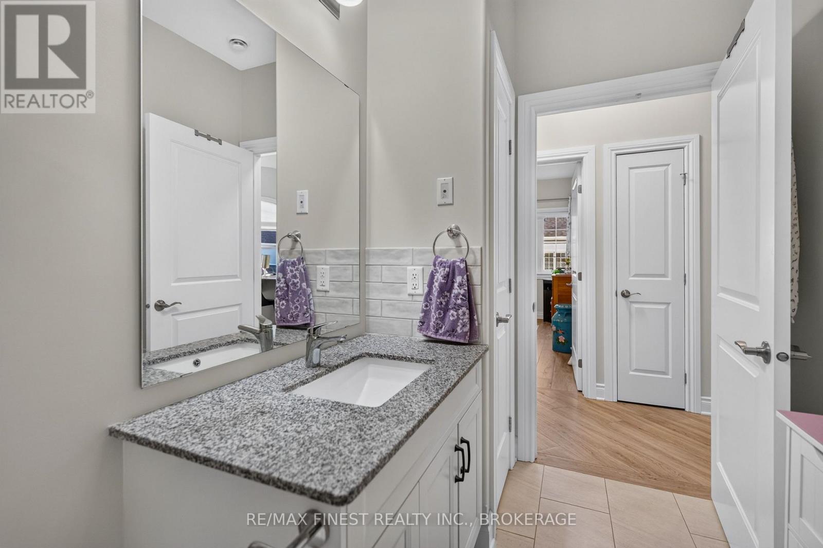 52 Lowry Place, Loyalist, Ontario  K7N 0E2 - Photo 15 - X13657574