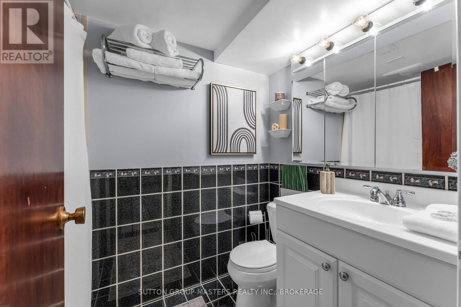 11 Chesterfield Drive, Loyalist, Ontario  K7N 1M3 - Photo 30 - X13657624