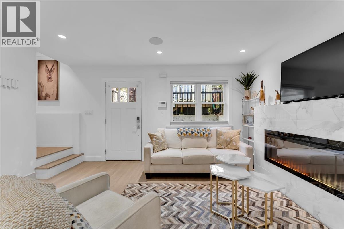 1020 ODLUM DRIVE, Vancouver, British Columbia