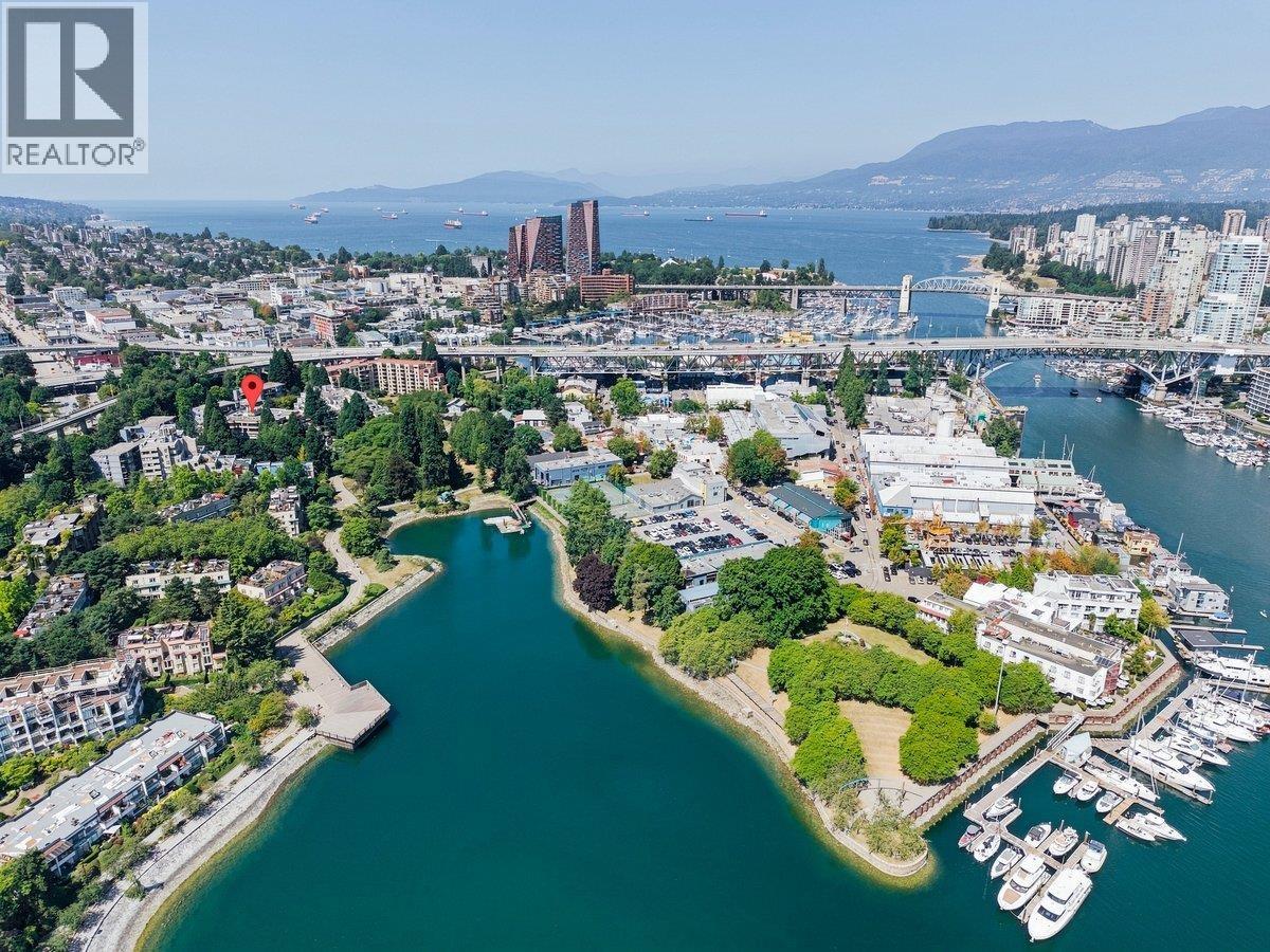 43 1425 LAMEY'S MILL ROAD, Vancouver, British Columbia