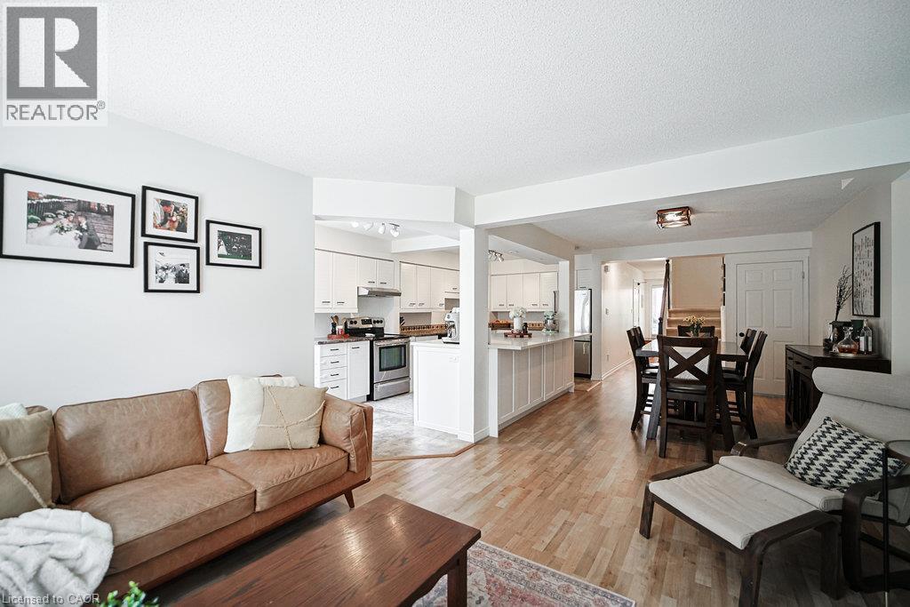 523 Beechwood Drive Unit# 15, Waterloo, Ontario N2T 2G7 - Photo 5 - 40853661
