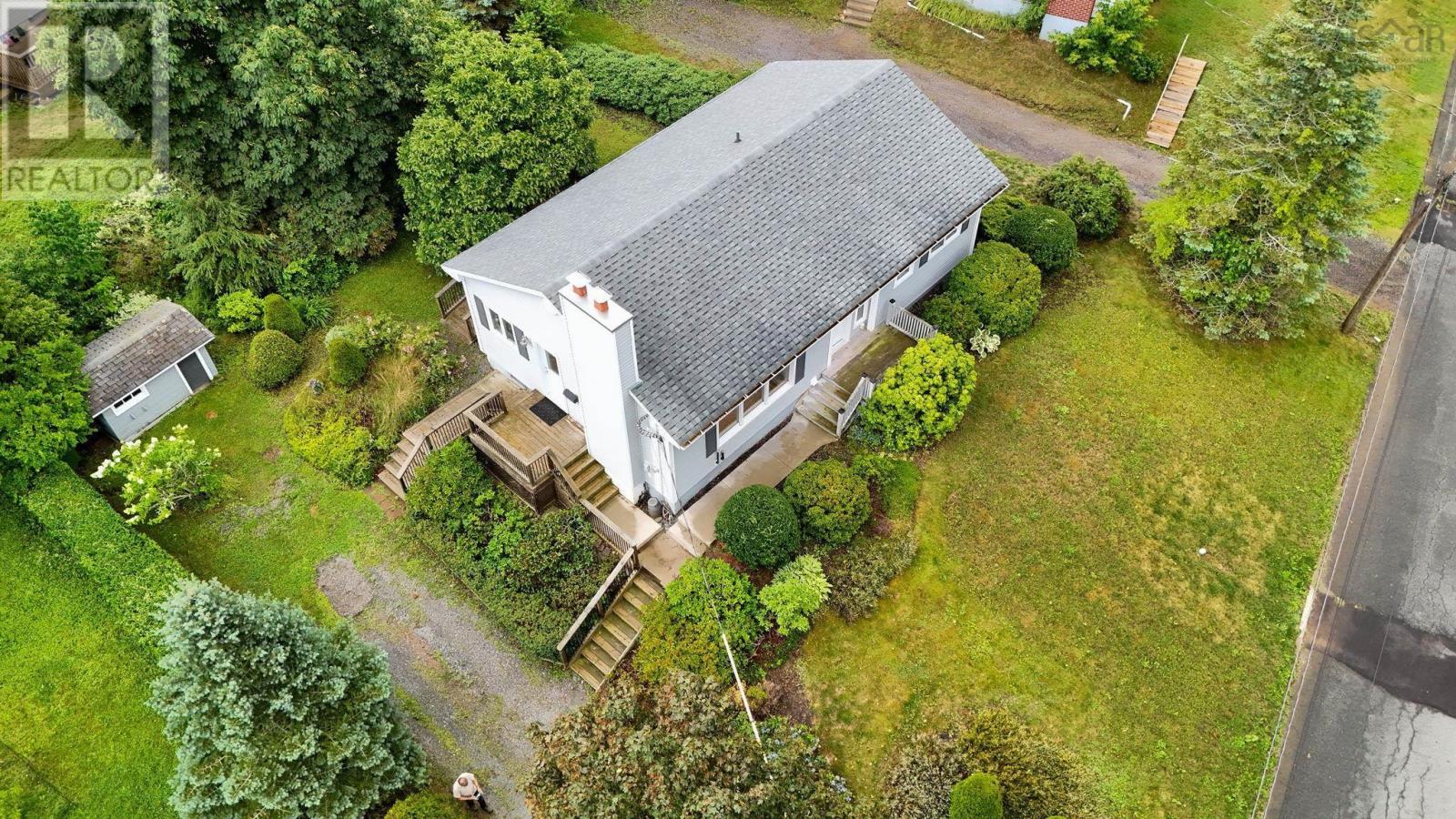 22 Kent Road, Kentville, Nova Scotia  B4N 2P1 - Photo 41 - 202619885