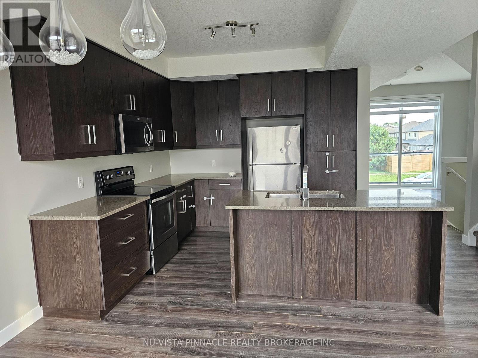 929 Sarnia Road, London North, Ontario  N6H 0J7 - Photo 3 - X13657678