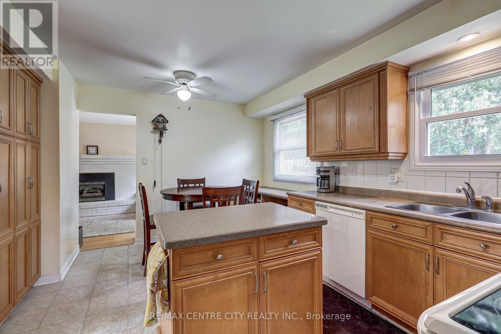 48 Clarendon Crescent, London South, Ontario  N6C 5B8 - Photo 12 - X13657698