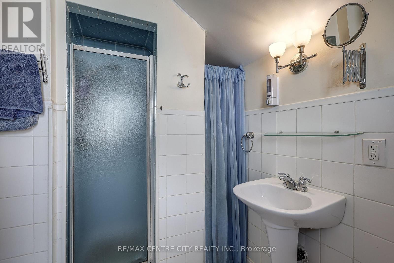 48 Clarendon Crescent, London South, Ontario  N6C 5B8 - Photo 35 - X13657698