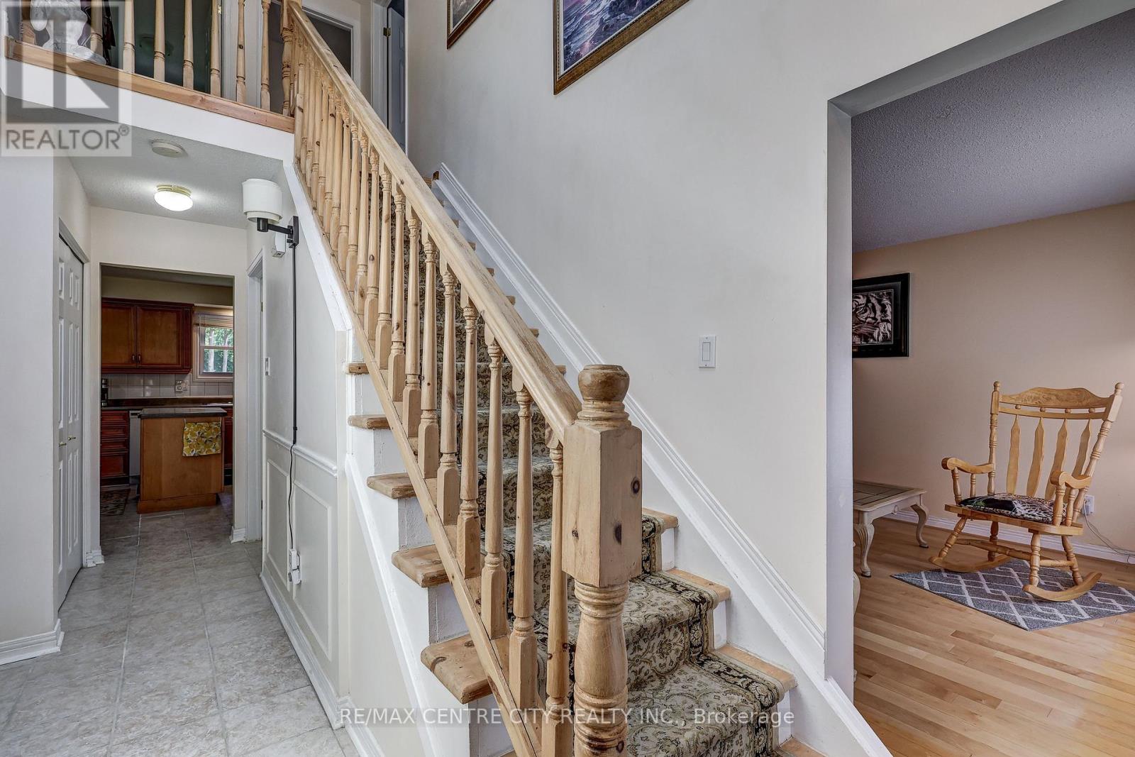 48 Clarendon Crescent, London South, Ontario  N6C 5B8 - Photo 6 - X13657698