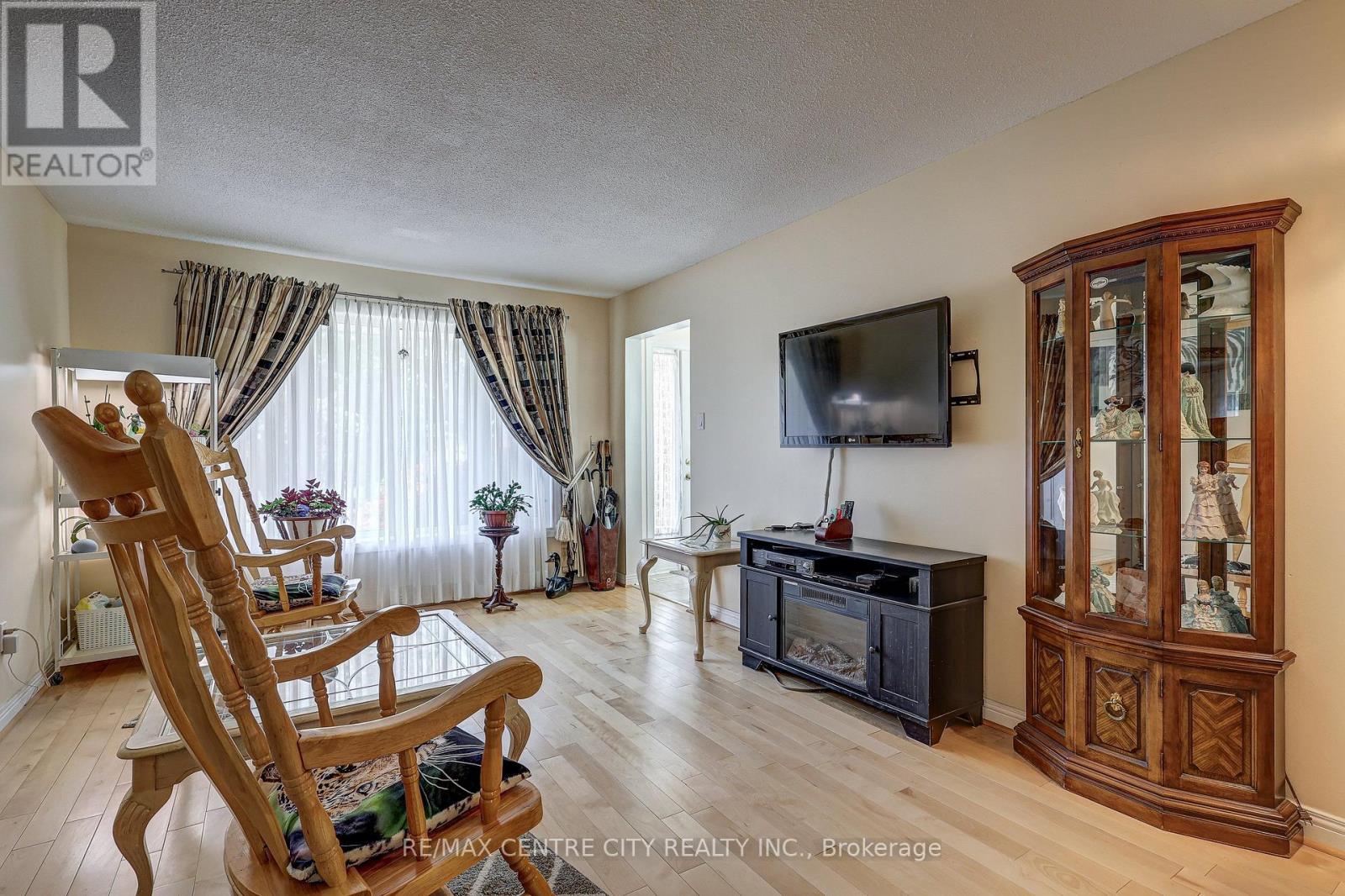 48 Clarendon Crescent, London South, Ontario  N6C 5B8 - Photo 9 - X13657698