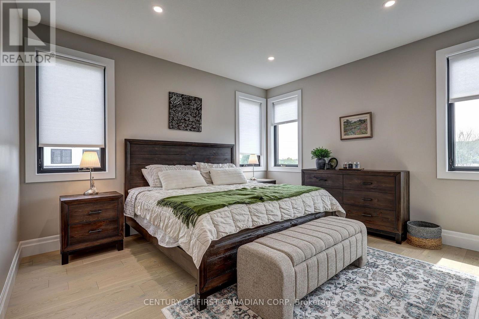 36369 Talbot Line, Southwold, Ontario  N0L 2E0 - Photo 35 - X13657706