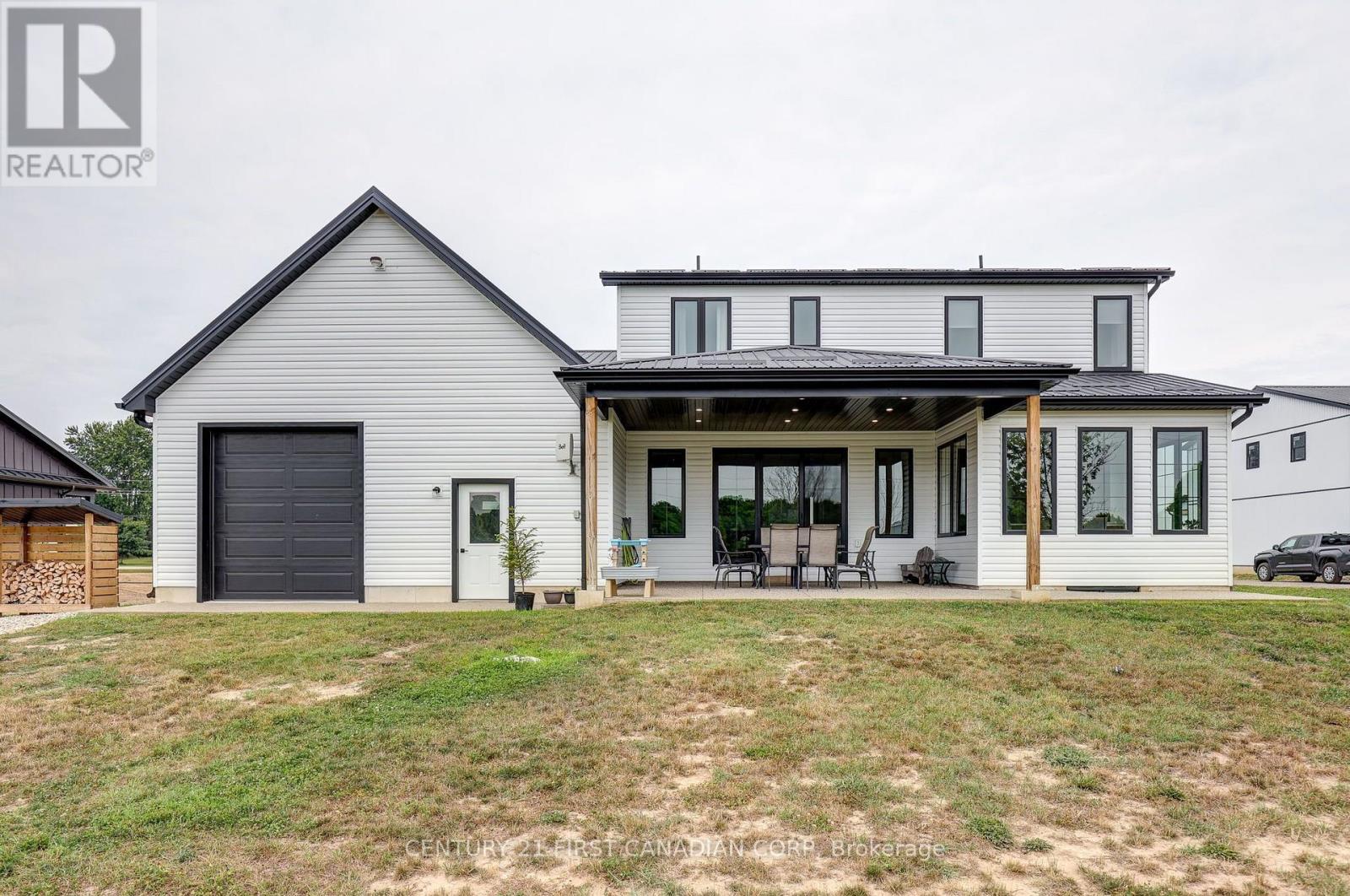 36369 Talbot Line, Southwold, Ontario  N0L 2E0 - Photo 4 - X13657706