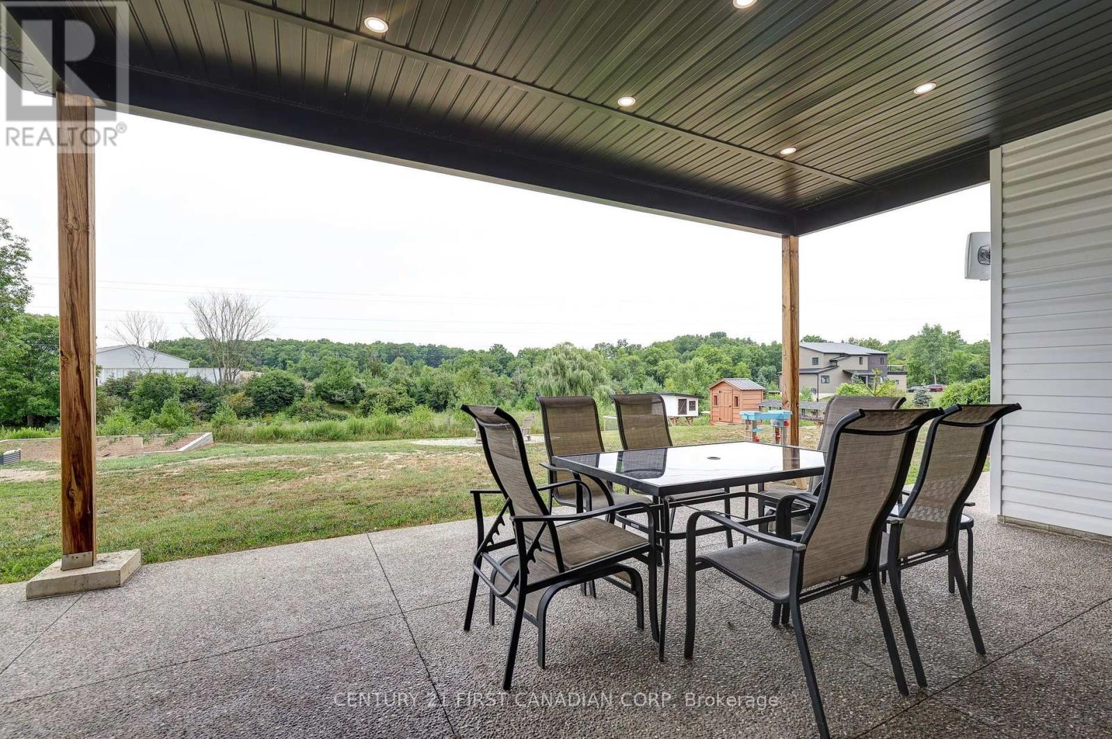 36369 Talbot Line, Southwold, Ontario  N0L 2E0 - Photo 7 - X13657706