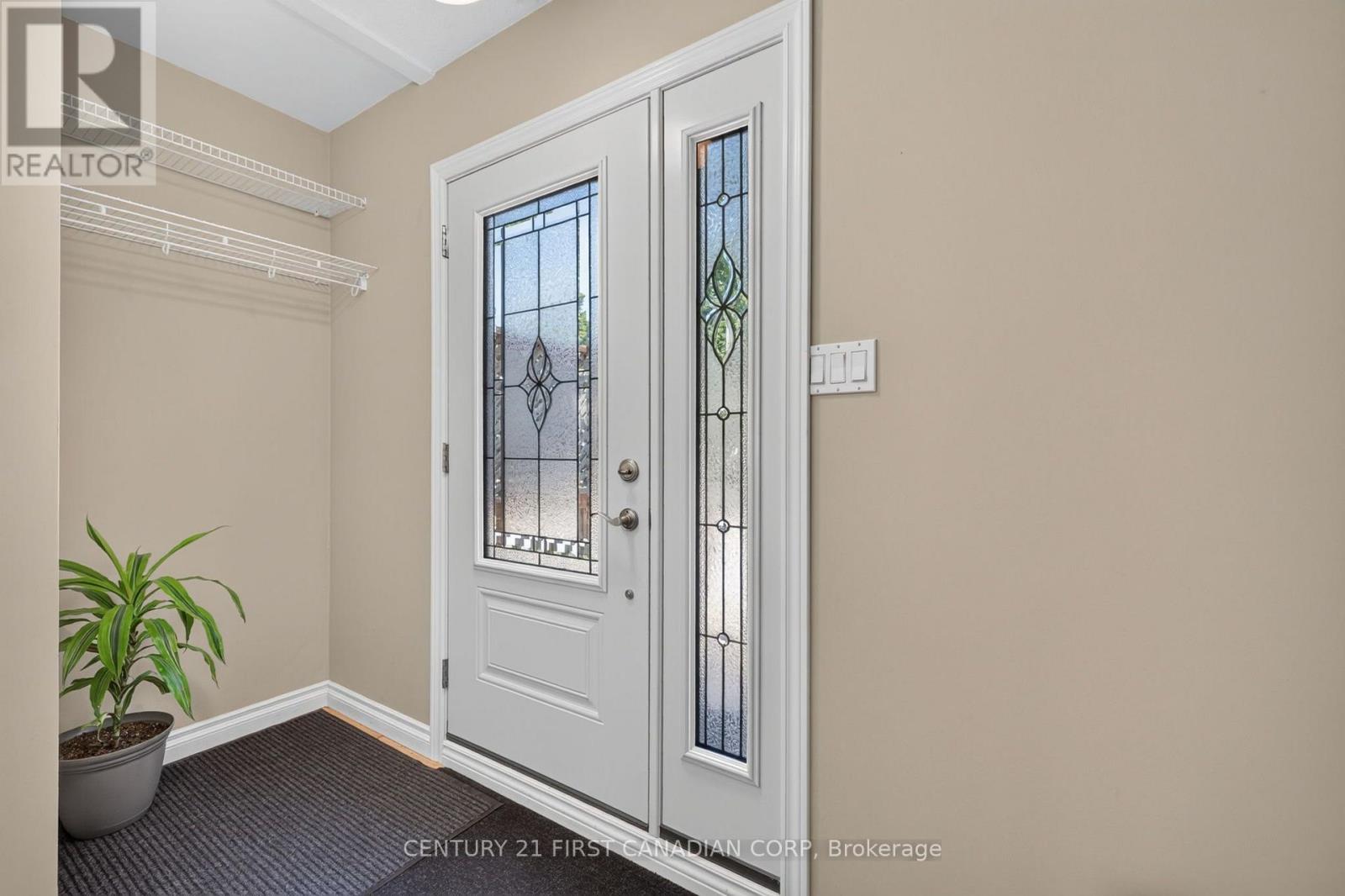 595 Winblest Avenue, London South, Ontario  N6C 3C4 - Photo 5 - X13657724
