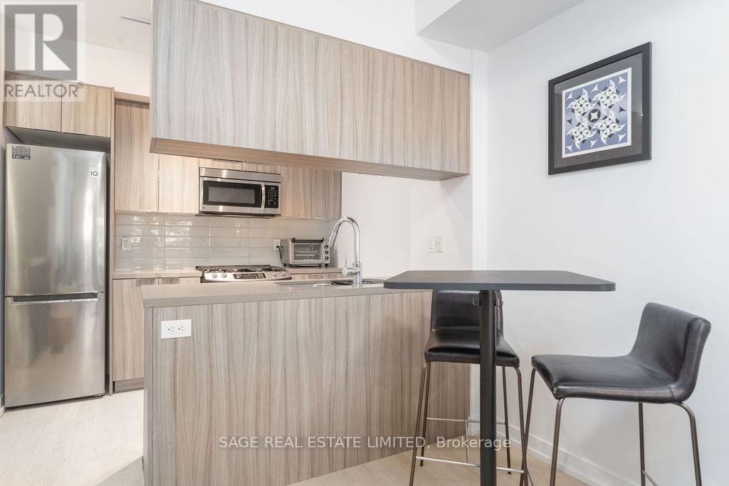 Th3 - 150 Broadview Avenue, Toronto, Ontario  M4M 0A9 - Photo 2 - E13657516