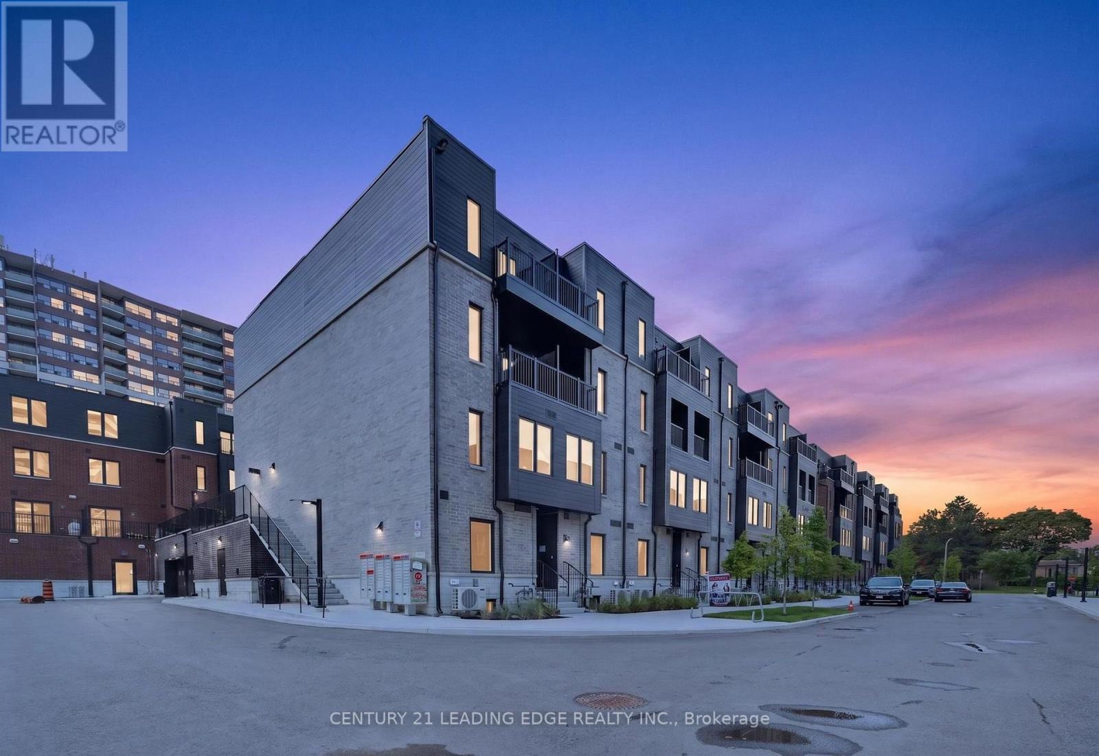 62 - 10 Calamint Lane, Toronto, Ontario  M1W 2H1 - Photo 2 - E13657742