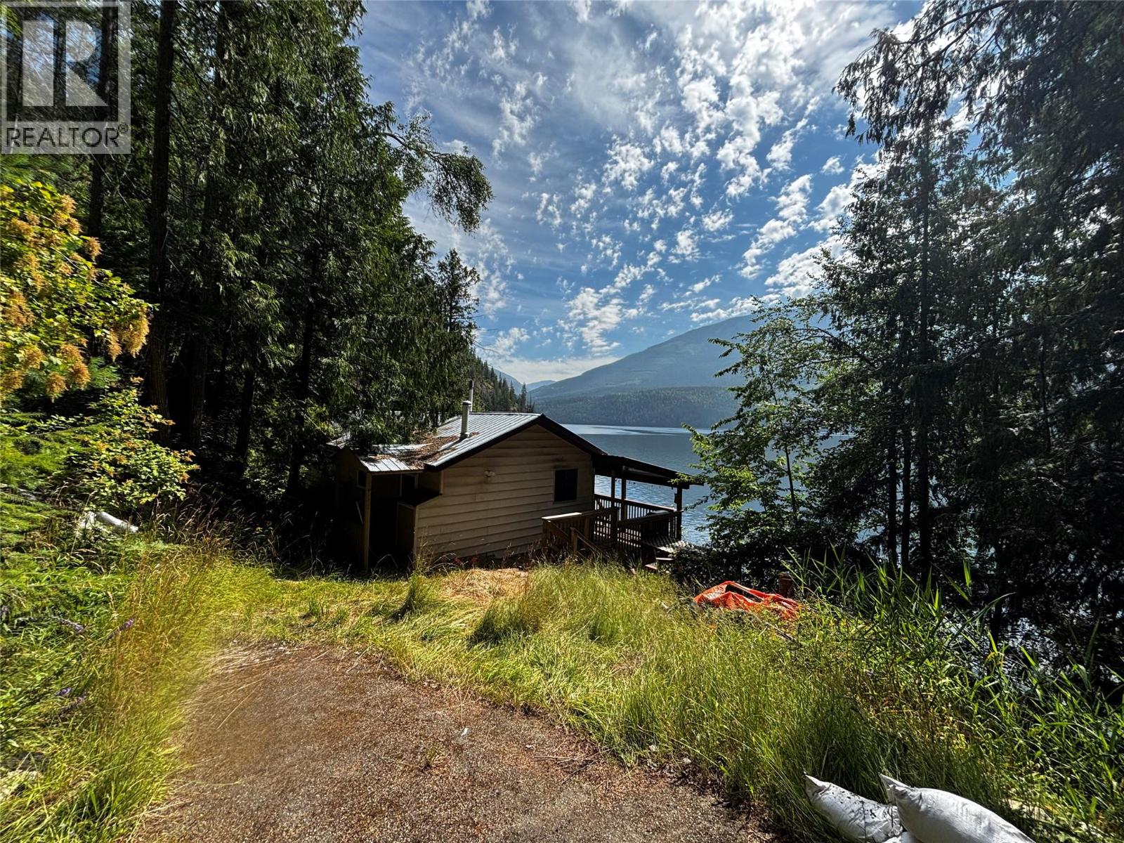 26 Simard Road, Mabel Lake, British Columbia  V0E 1V5 - Photo 11 - 10395129