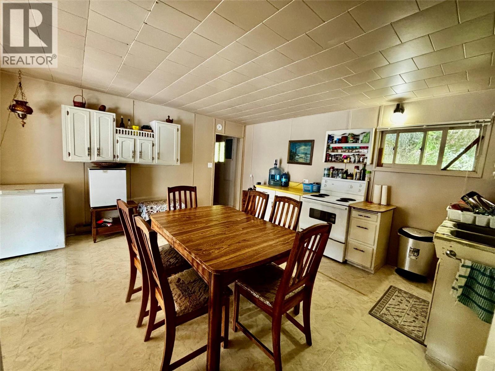 26 Simard Road, Mabel Lake, British Columbia  V0E 1V5 - Photo 41 - 10395129