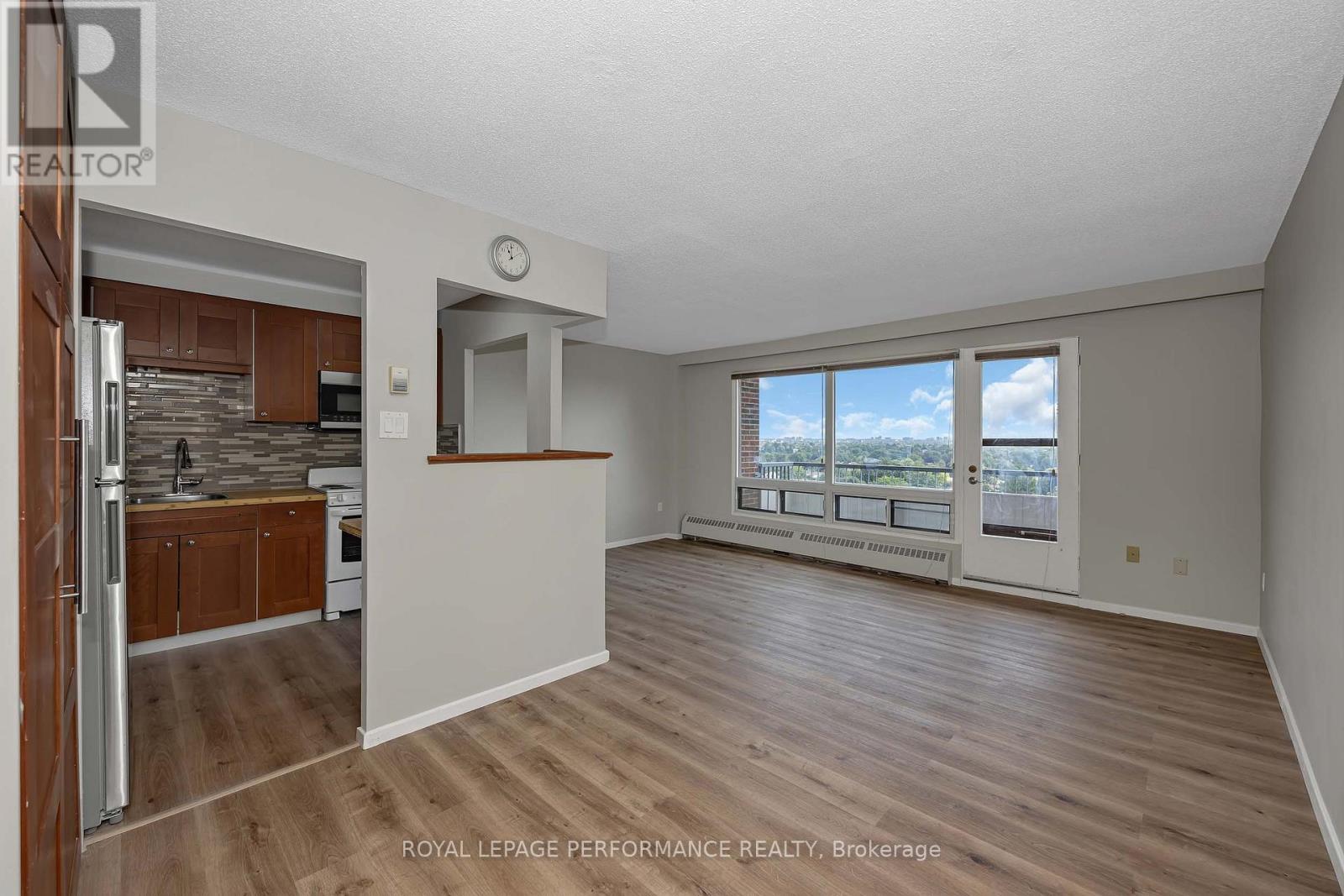 920 - 20 Chesterton Drive, Ottawa, Ontario  K2E 6Z7 - Photo 5 - X13657626