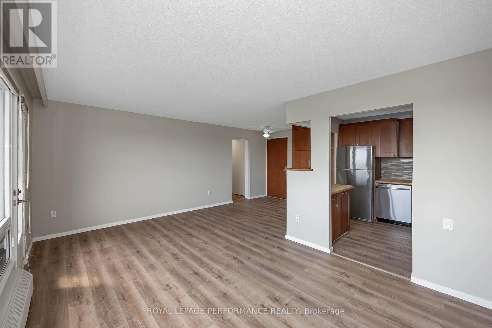 920 - 20 Chesterton Drive, Ottawa, Ontario  K2E 6Z7 - Photo 7 - X13657626