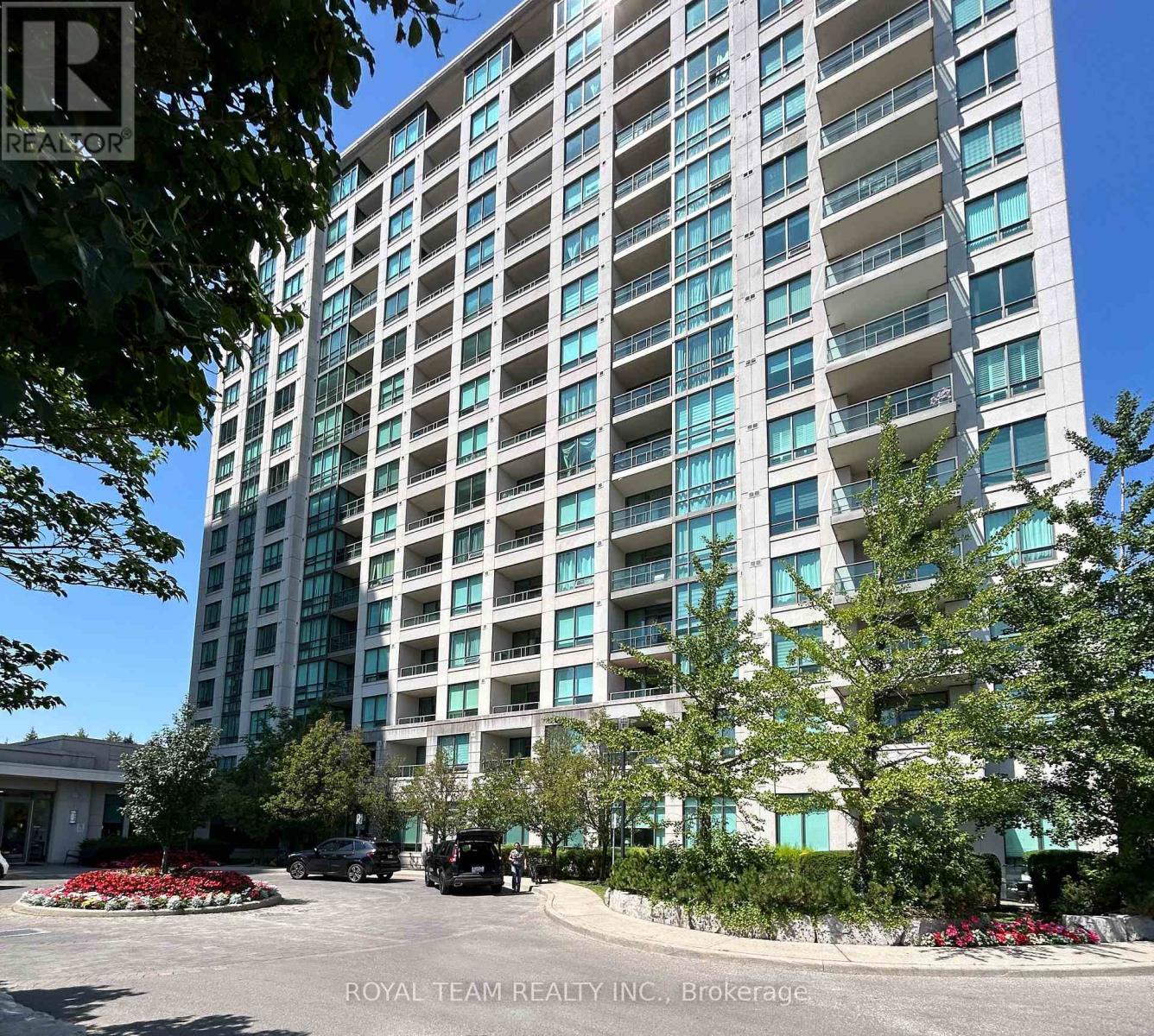 1110 - 100 Promenade Circle, Vaughan, Ontario  L4J 7W7 - Photo 2 - N13657518