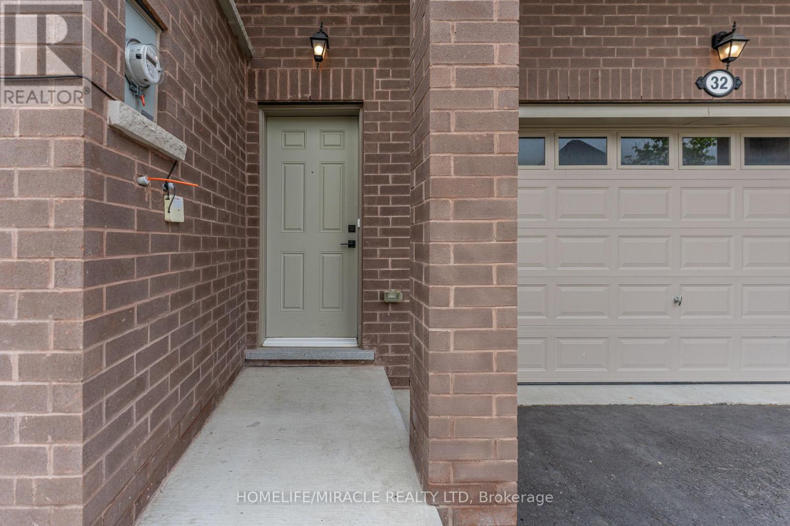 32 Alan Williams Trail, Uxbridge, Ontario  L9P 0R6 - Photo 3 - N13657572