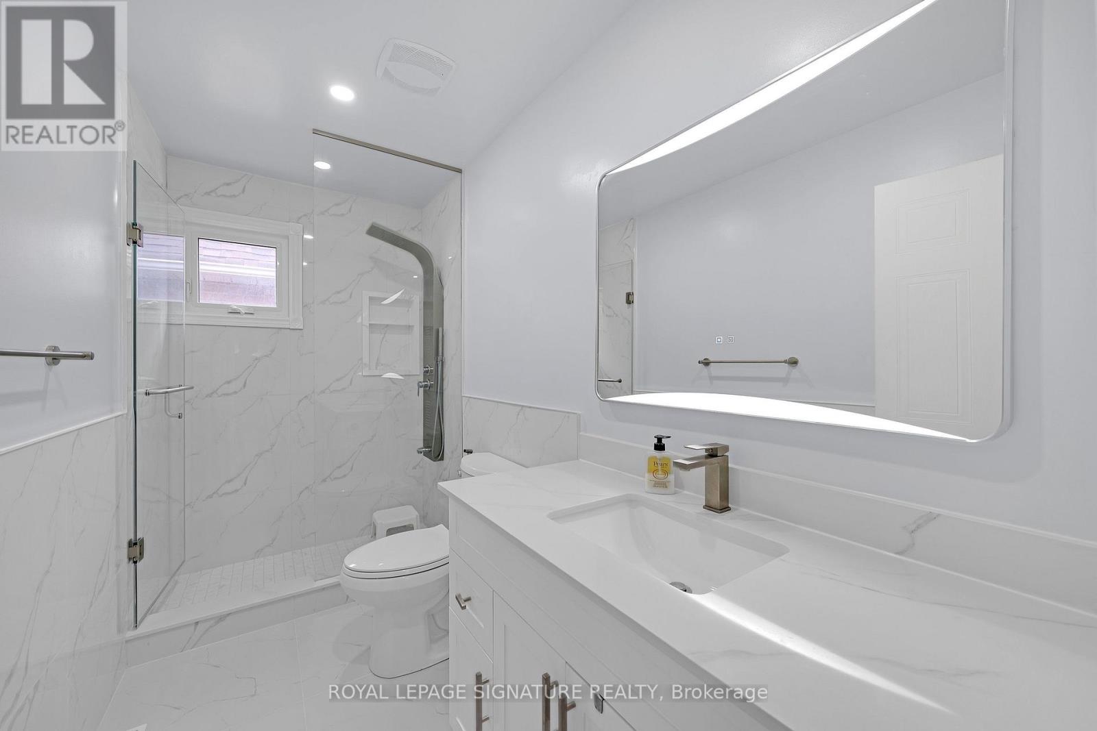 107 Roxborough Lane, Vaughan, Ontario  L4J 4T5 - Photo 33 - N13657606