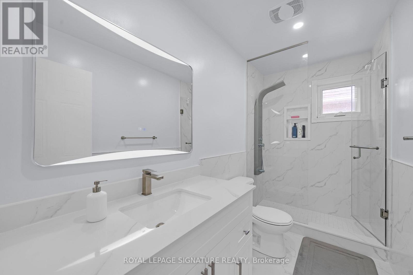 107 Roxborough Lane, Vaughan, Ontario  L4J 4T5 - Photo 38 - N13657606