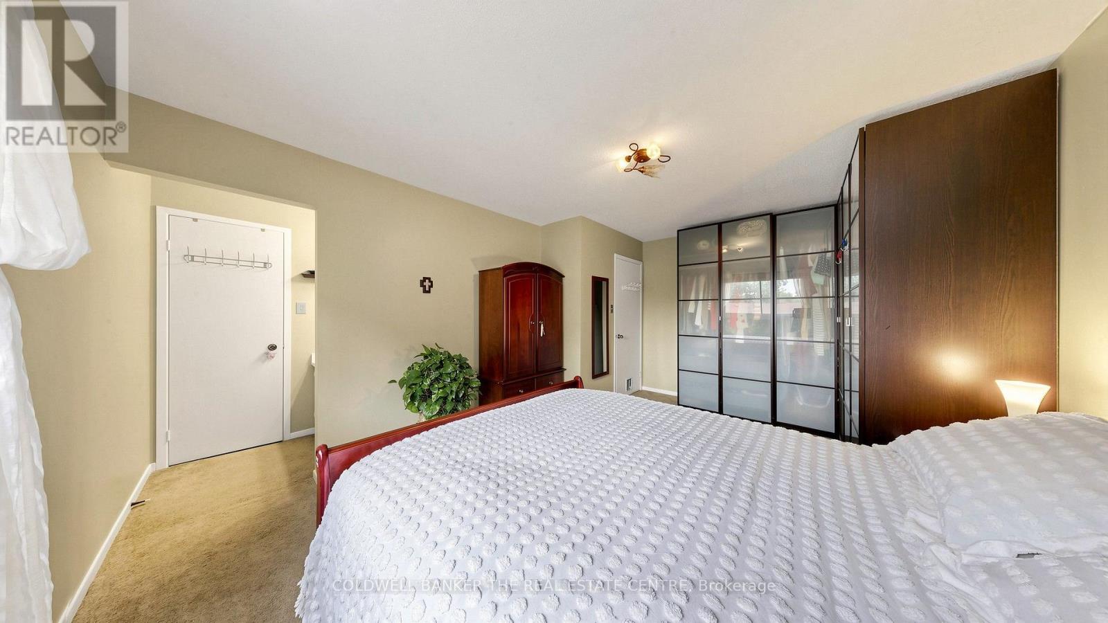 34 Birchard Boulevard, East Gwillimbury, Ontario  L0G 1M0 - Photo 17 - N13657610