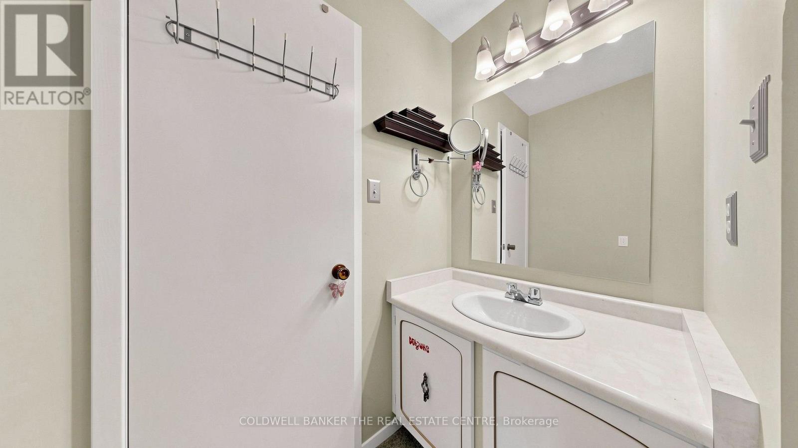 34 Birchard Boulevard, East Gwillimbury, Ontario  L0G 1M0 - Photo 18 - N13657610