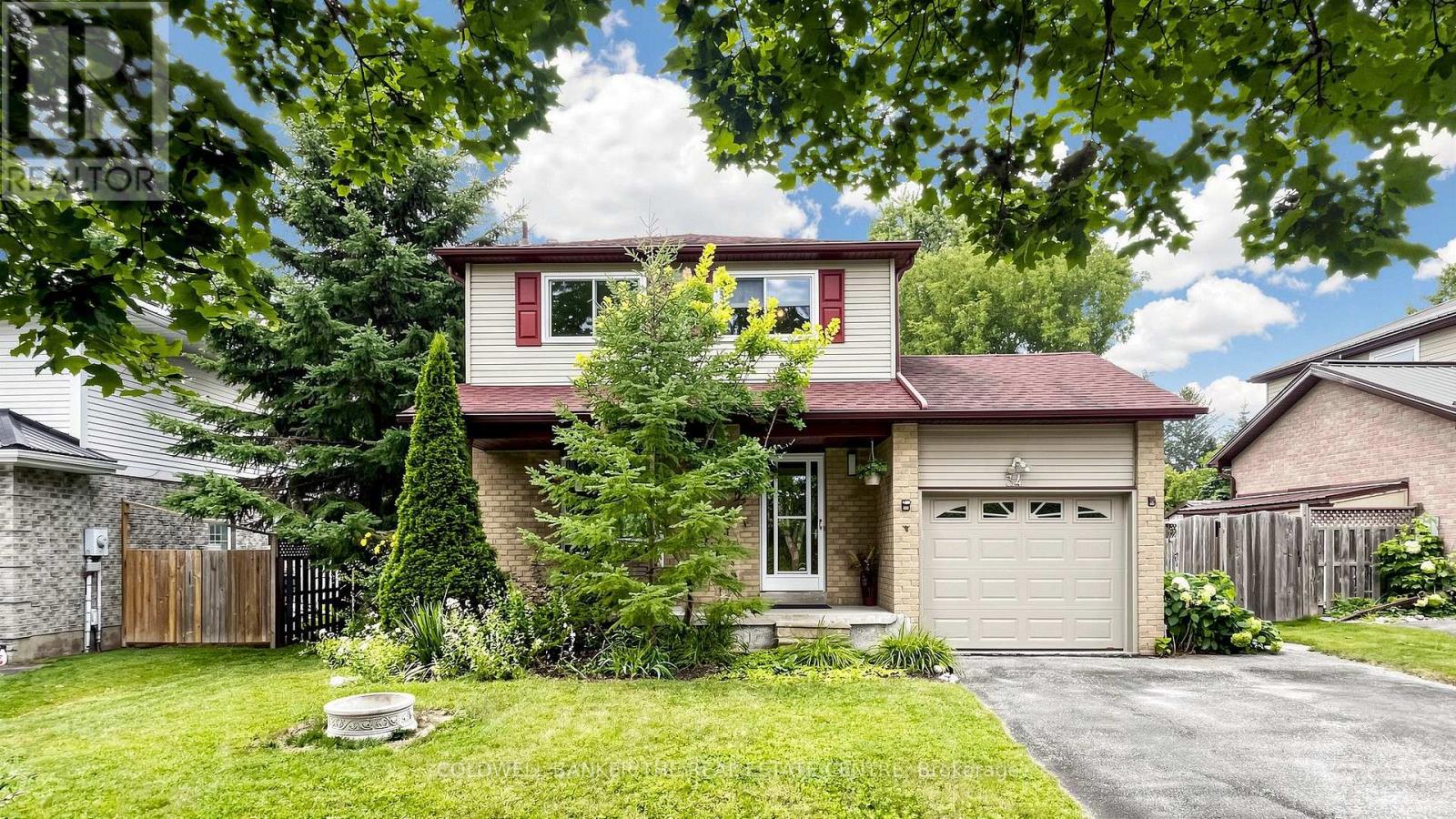 34 Birchard Boulevard, East Gwillimbury, Ontario  L0G 1M0 - Photo 2 - N13657610