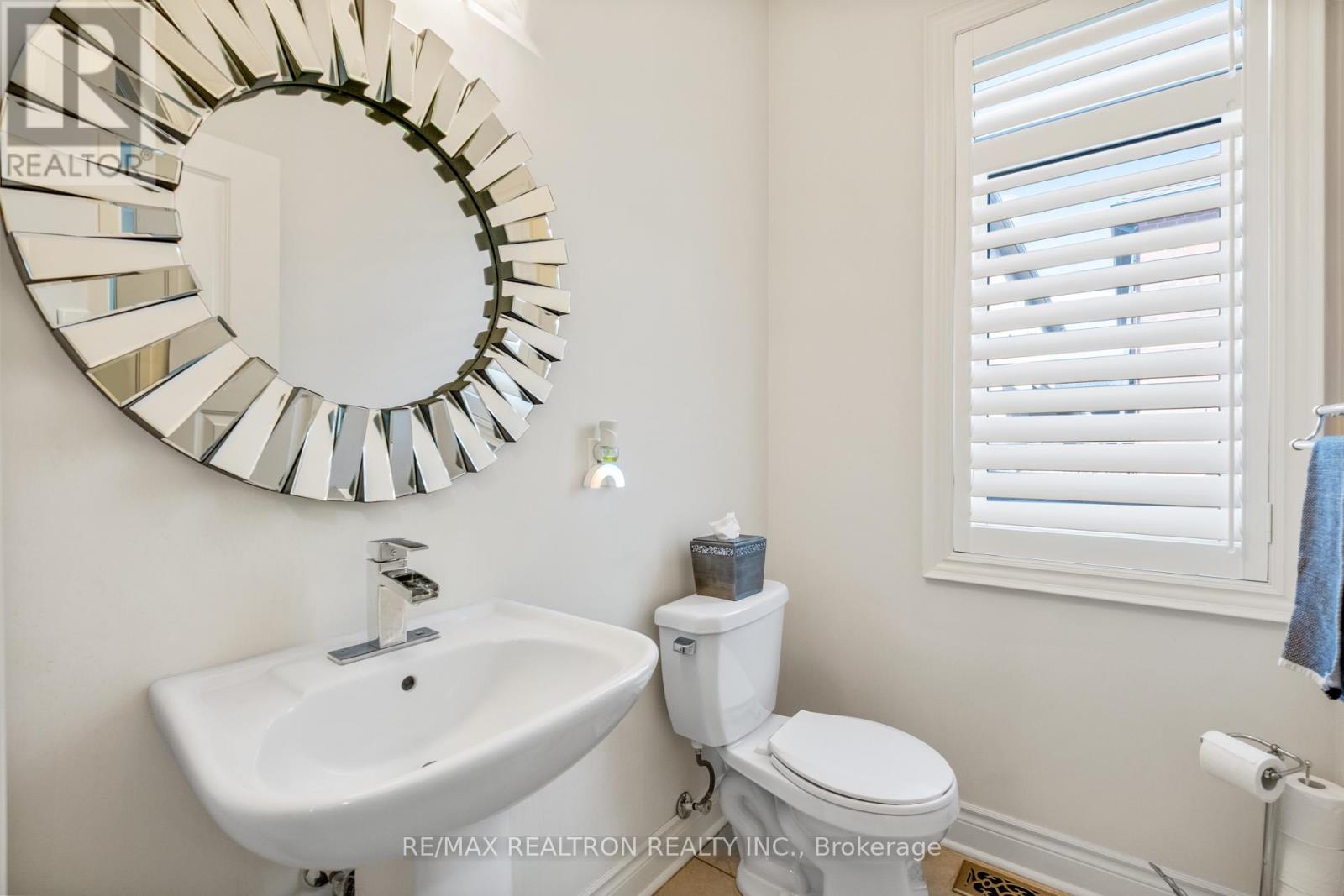91 Cayton Crescent, Bradford West Gwillimbury, Ontario  L3Z 0V9 - Photo 10 - N13657634
