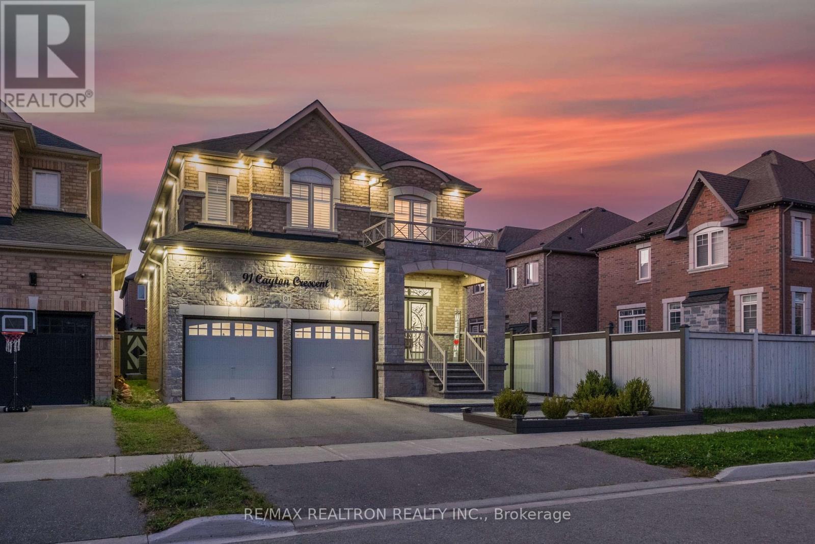 91 Cayton Crescent, Bradford West Gwillimbury, Ontario  L3Z 0V9 - Photo 2 - N13657634