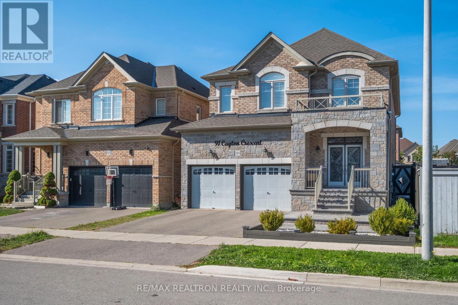 91 Cayton Crescent, Bradford West Gwillimbury, Ontario  L3Z 0V9 - Photo 4 - N13657634