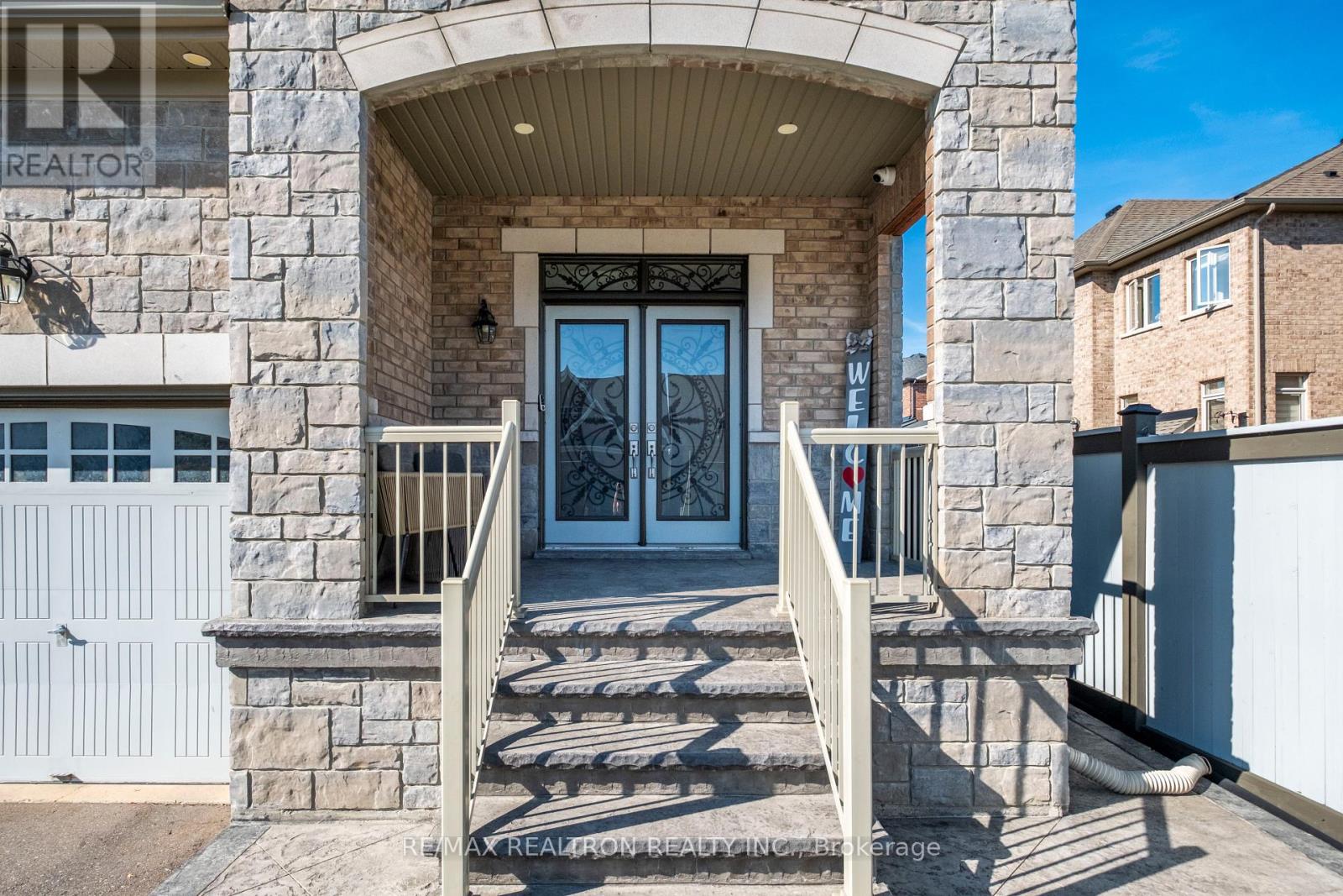 91 Cayton Crescent, Bradford West Gwillimbury, Ontario  L3Z 0V9 - Photo 6 - N13657634