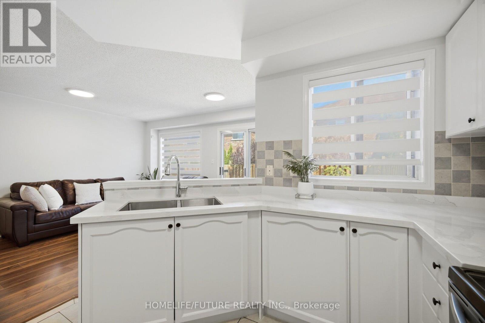 32 Laurelhurst Crescent, Vaughan, Ontario  L4H 2M8 - Photo 10 - N13657682