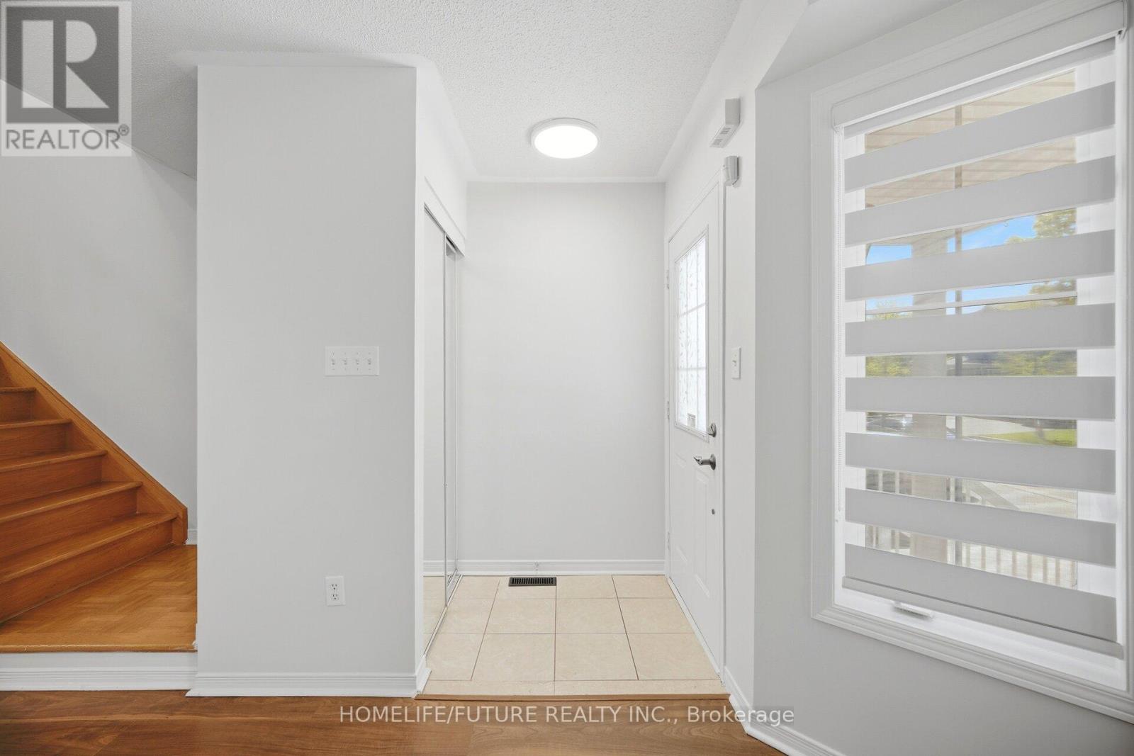 32 Laurelhurst Crescent, Vaughan, Ontario  L4H 2M8 - Photo 3 - N13657682