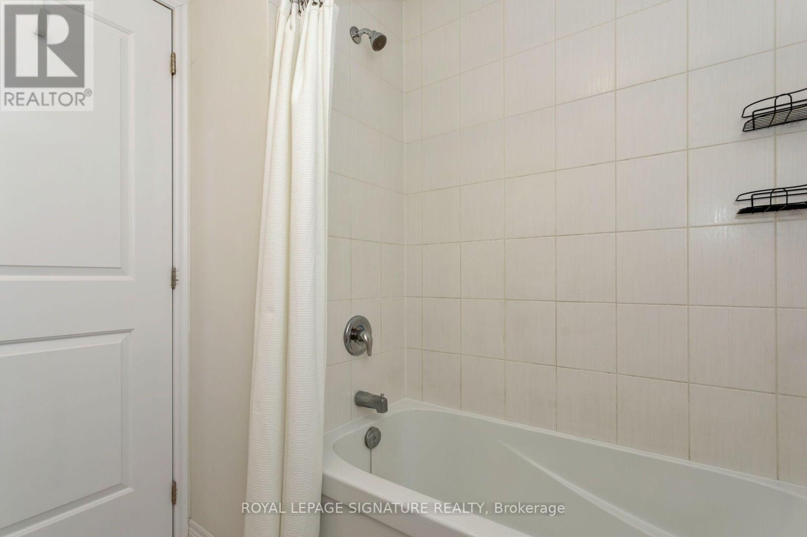 18 - 105 Kayla Crescent E, Vaughan, Ontario  L6A 4W3 - Photo 22 - N13657768
