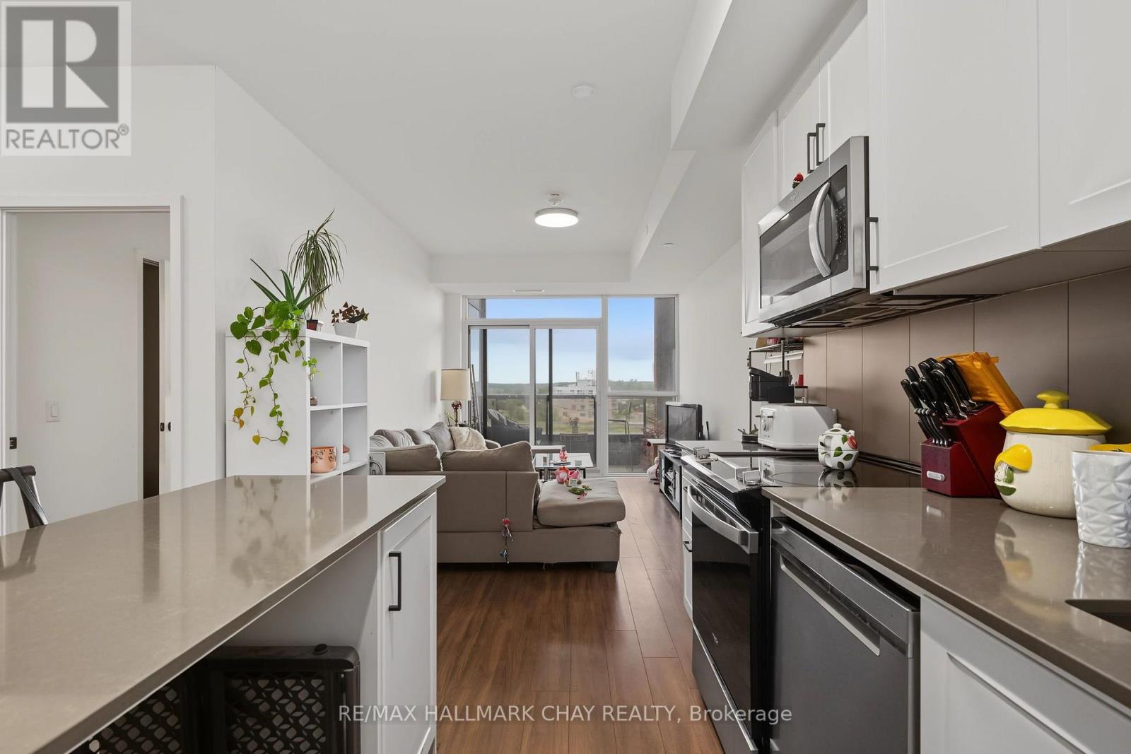 418 - 681 Yonge Street, Barrie, Ontario  L4N 4E8 - Photo 10 - S13657734