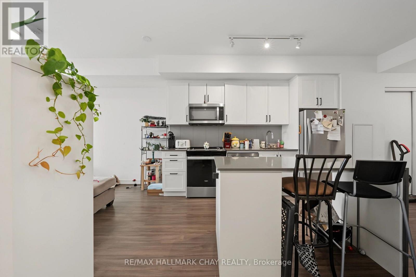 418 - 681 Yonge Street, Barrie, Ontario  L4N 4E8 - Photo 7 - S13657734