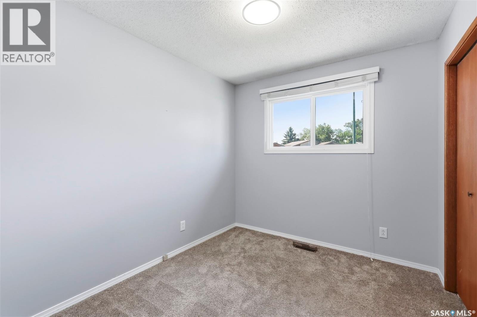 19 Nash Place, Saskatoon, Saskatchewan  S7M 4H9 - Photo 19 - SK045107