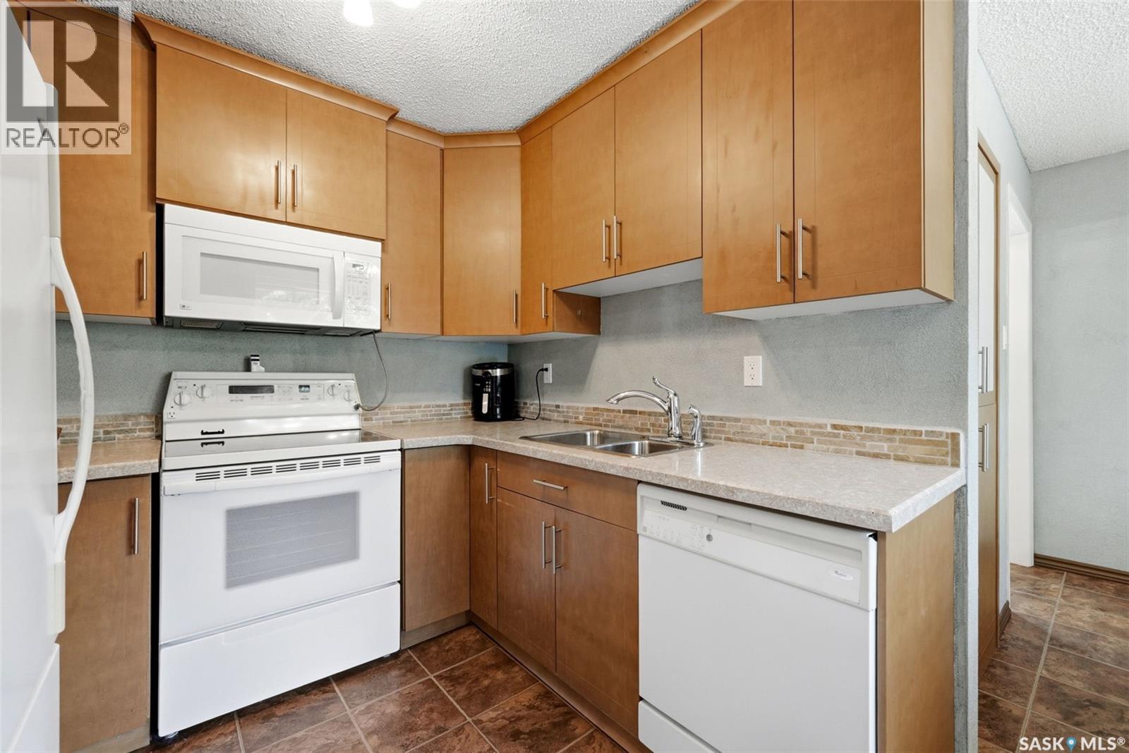 51 Martinac Crescent, Regina, Saskatchewan  S4X 1R5 - Photo 7 - SK045103