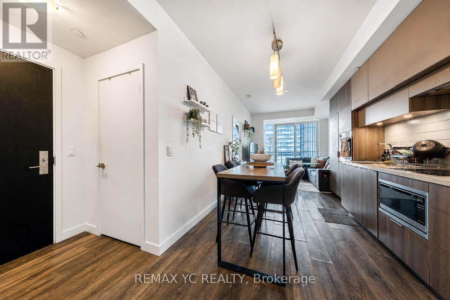 4812 - 8 Eglinton Avenue E, Toronto, Ontario M4P 1A6 - Photo 2 - C13641634