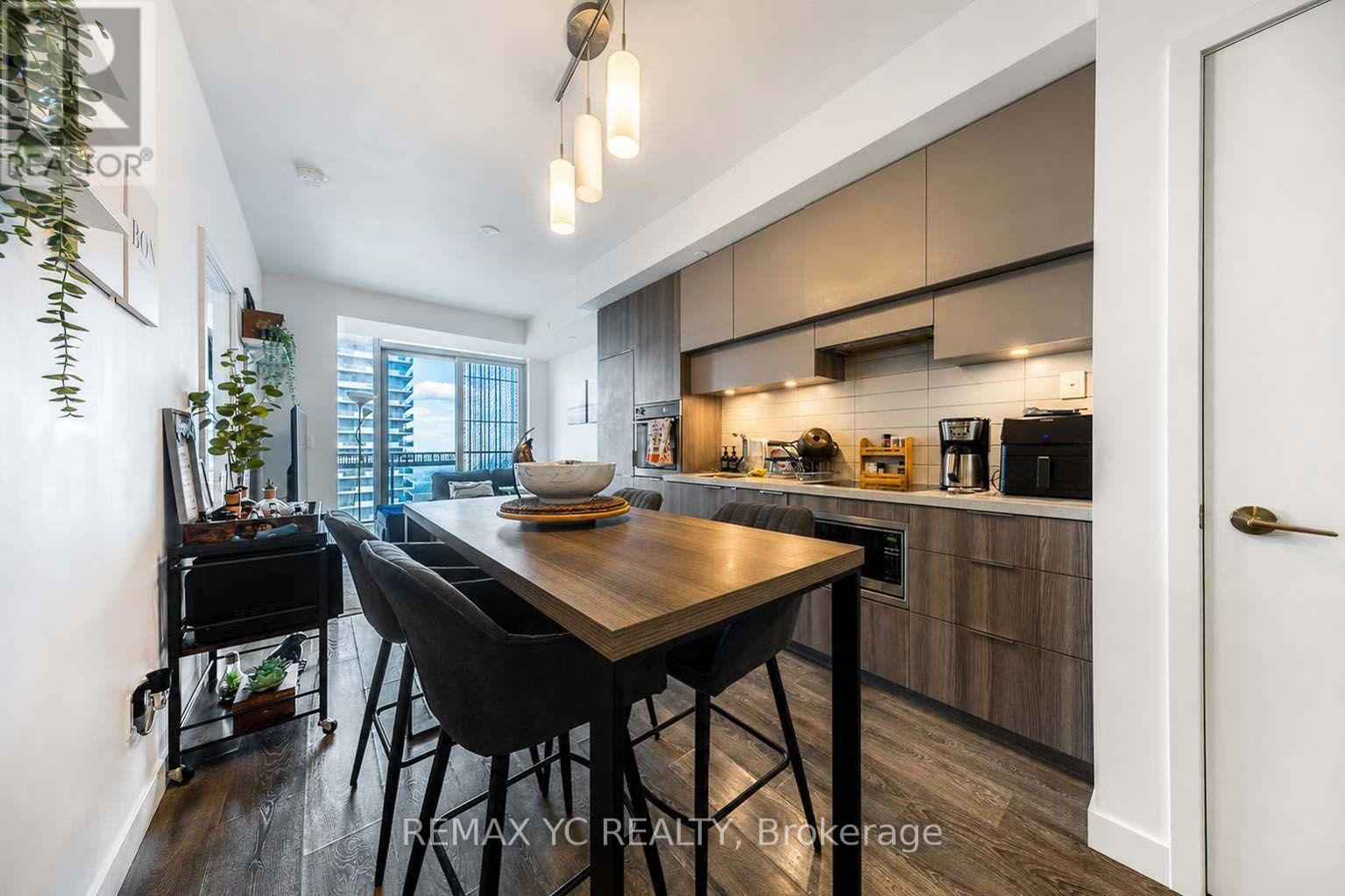 4812 - 8 Eglinton Avenue E, Toronto, Ontario M4P 1A6 - Photo 3 - C13641634