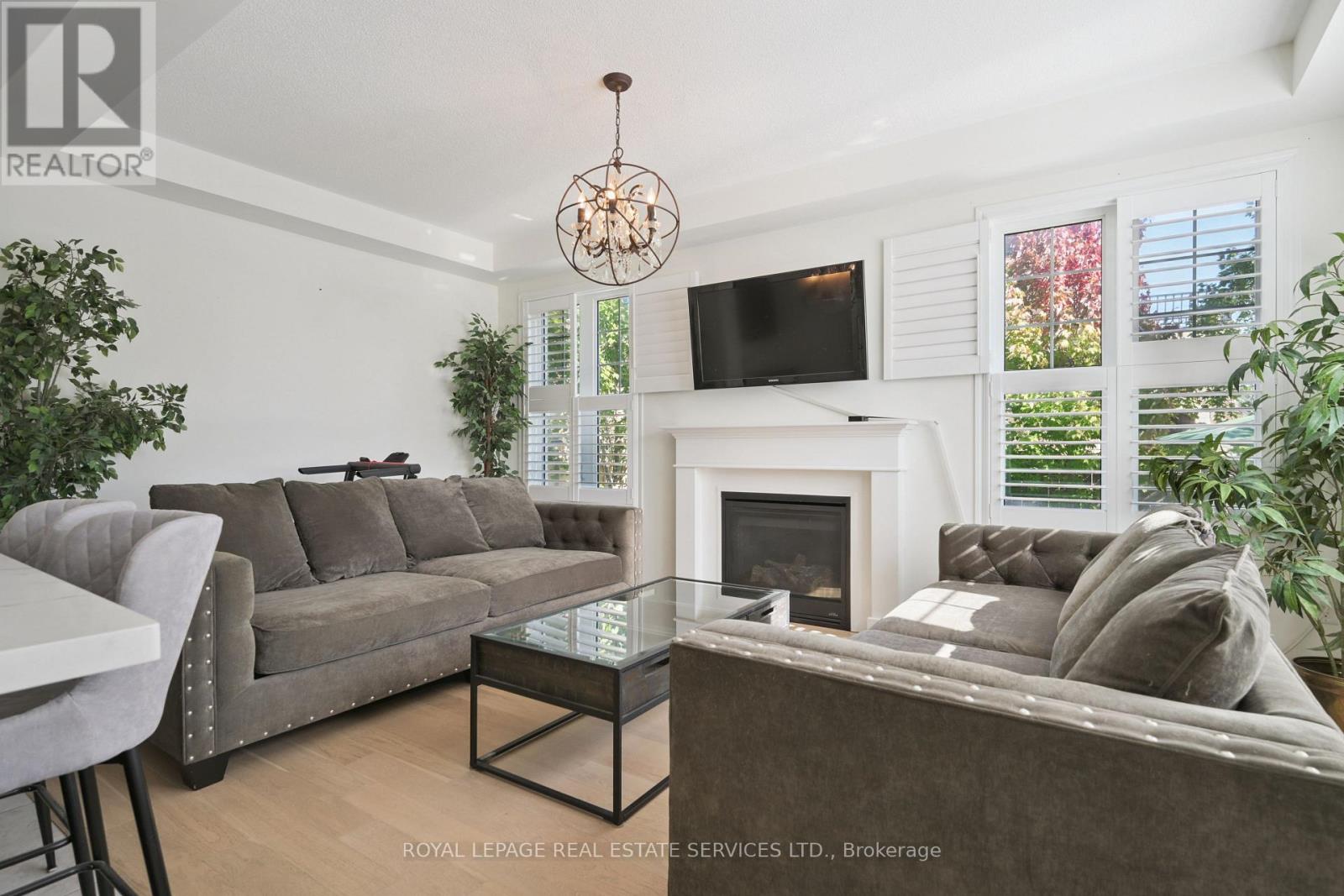 556 Juneberry Court, Milton, Ontario  L9E 1M8 - Photo 11 - W13657492