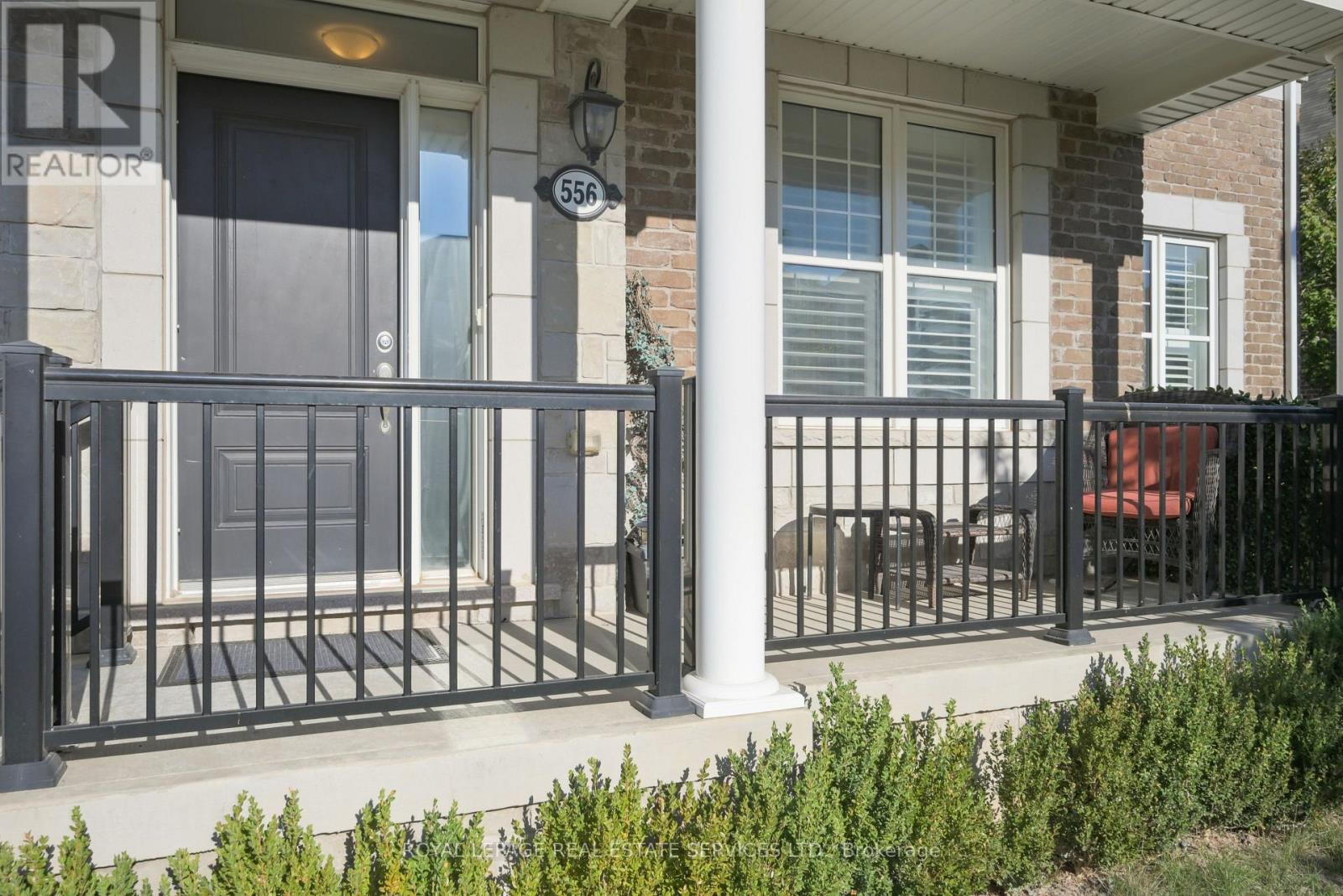 556 Juneberry Court, Milton, Ontario  L9E 1M8 - Photo 3 - W13657492