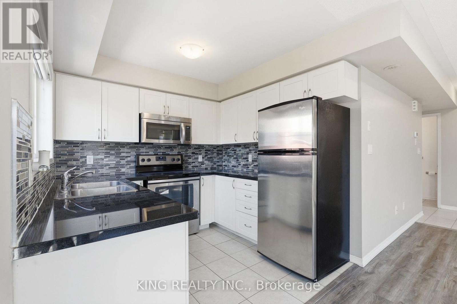 8 - 35 Hays Boulevard, Oakville, Ontario  L6H 0J1 - Photo 9 - W13657500